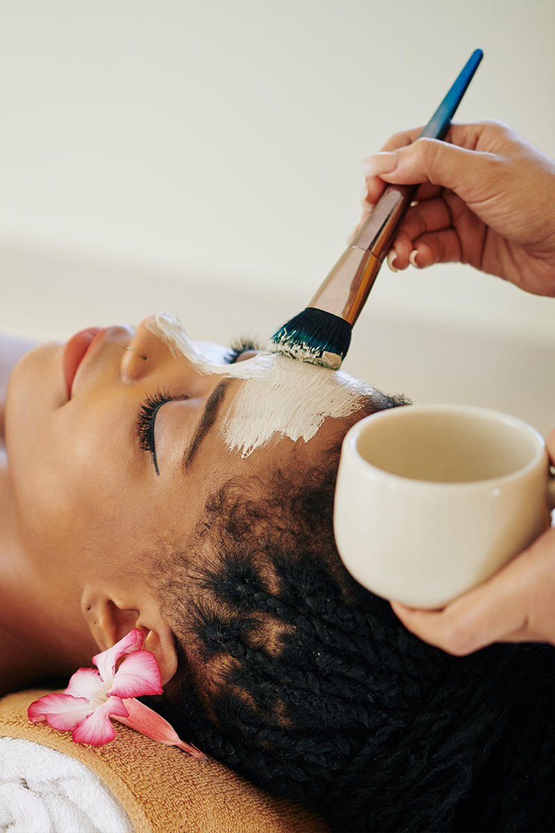 Lift & Sculpt Contouring Facial